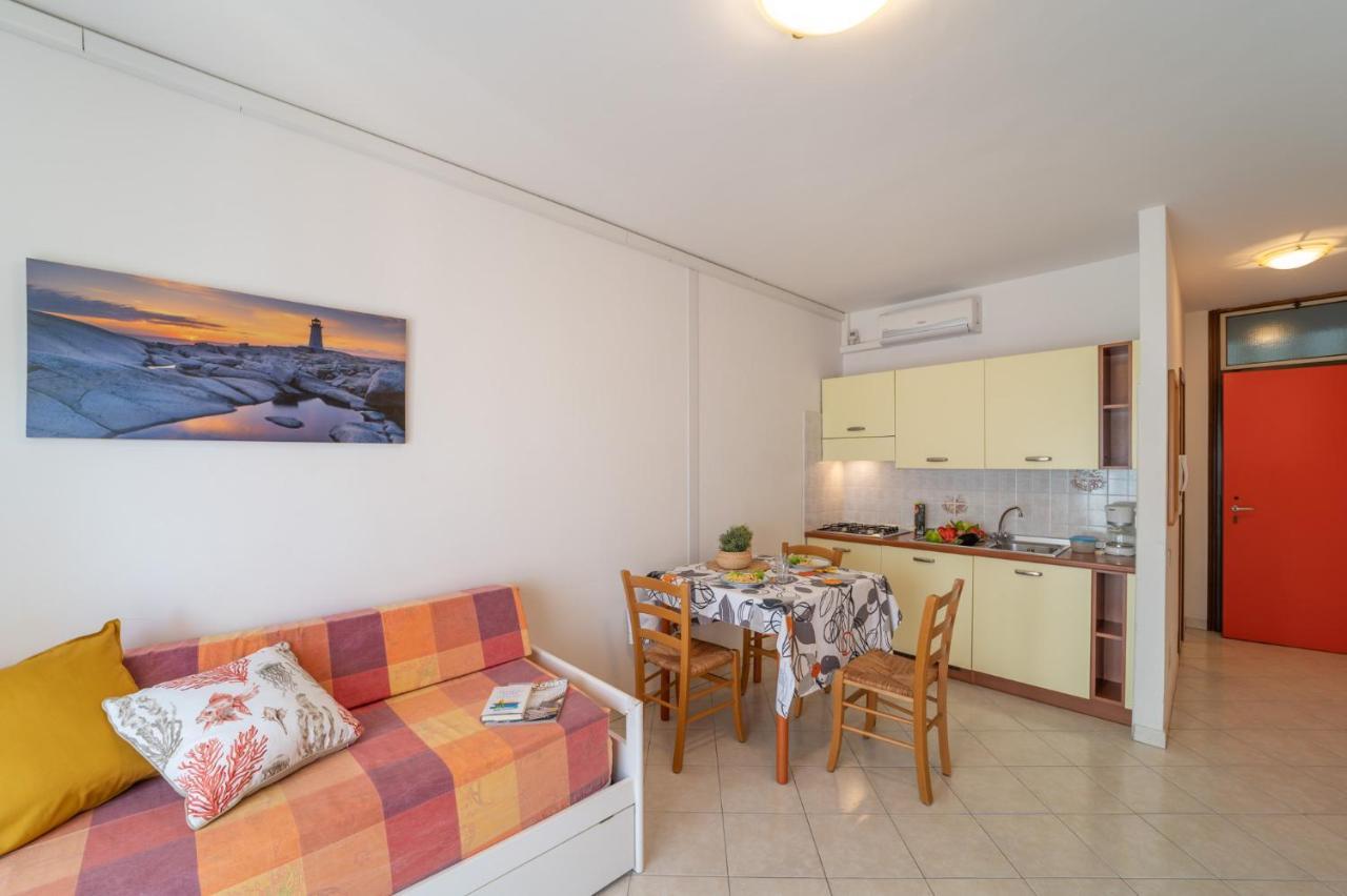 Residenza Puerto Do Sol Apartment Lignano Sabbiadoro Ngoại thất bức ảnh