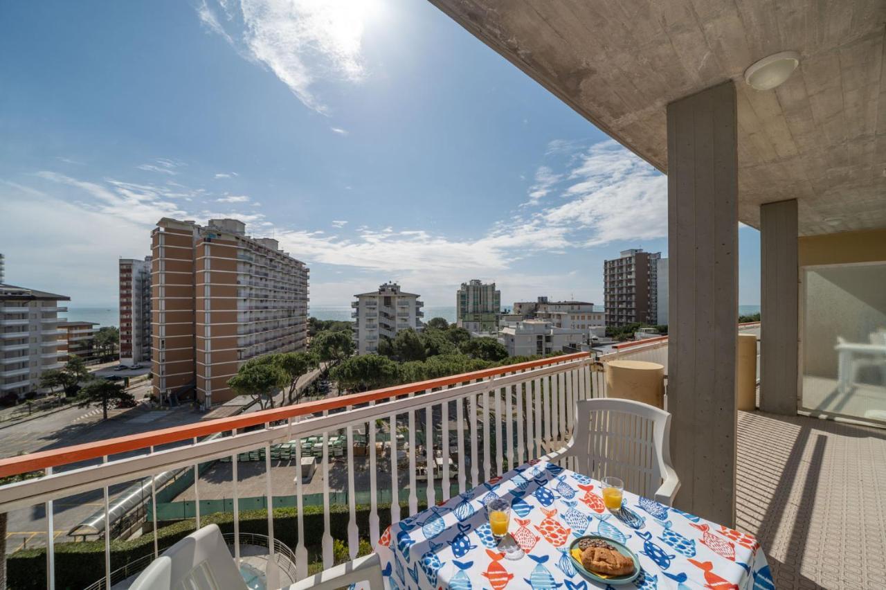 Residenza Puerto Do Sol Apartment Lignano Sabbiadoro Ngoại thất bức ảnh