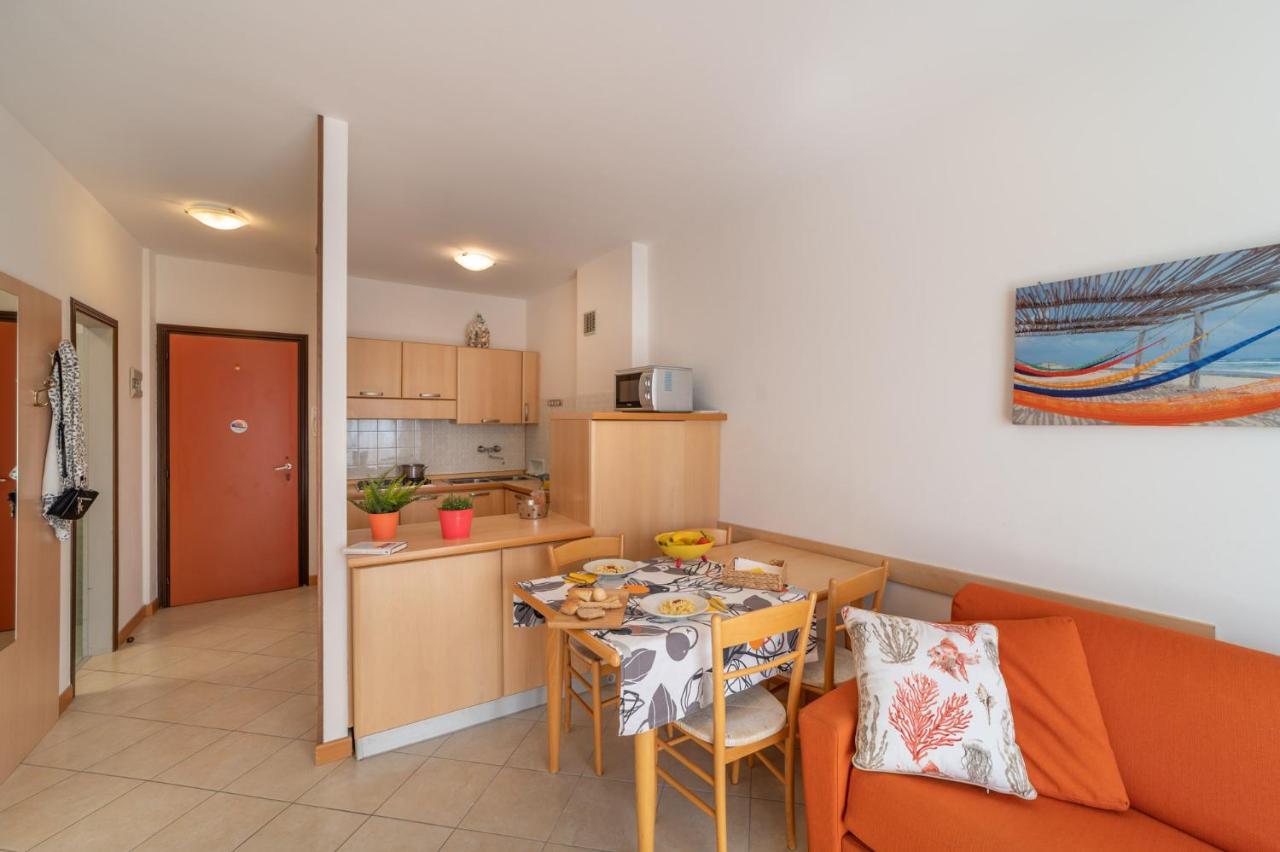Residenza Puerto Do Sol Apartment Lignano Sabbiadoro Ngoại thất bức ảnh