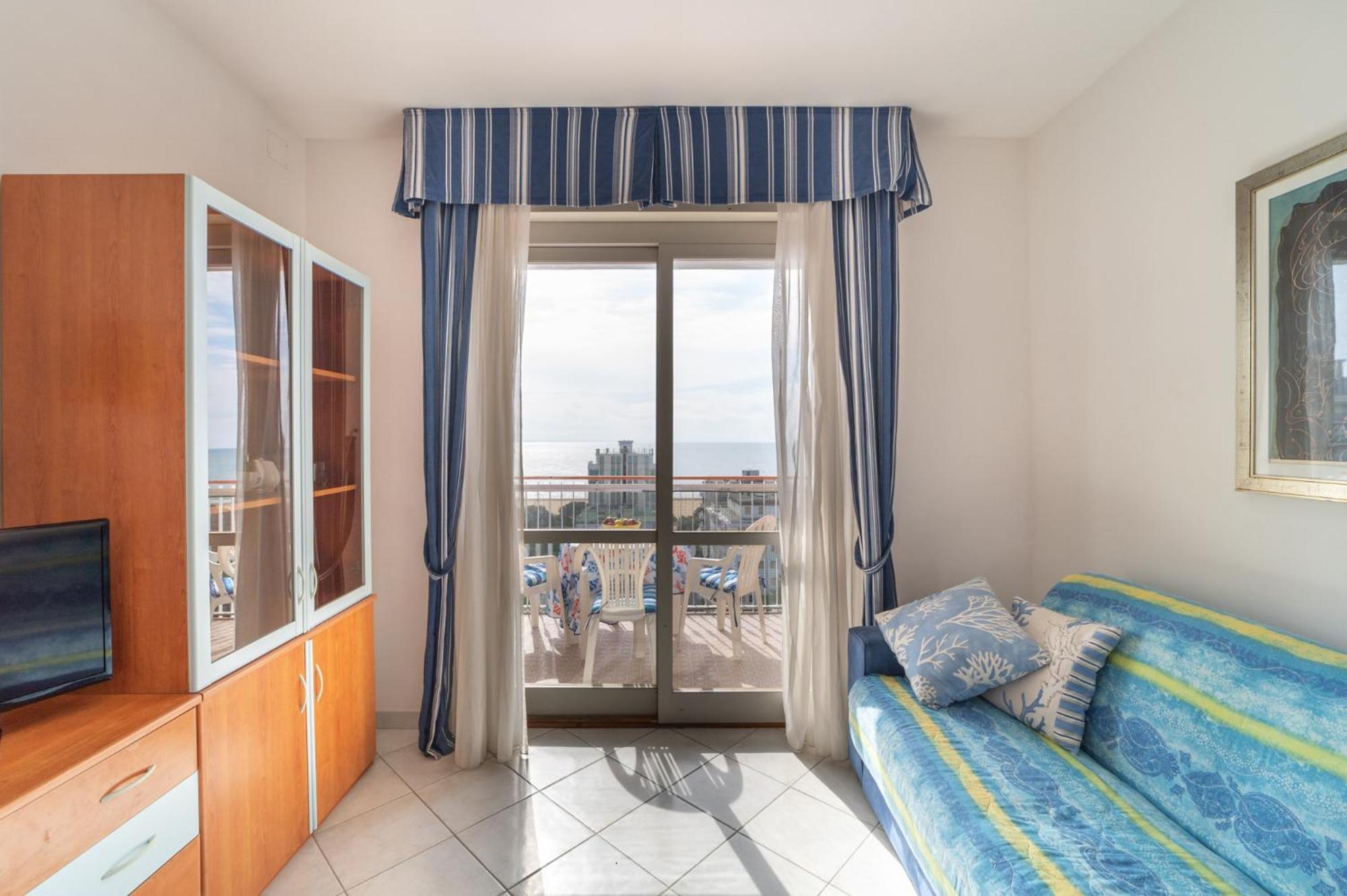 Residenza Puerto Do Sol Apartment Lignano Sabbiadoro Ngoại thất bức ảnh